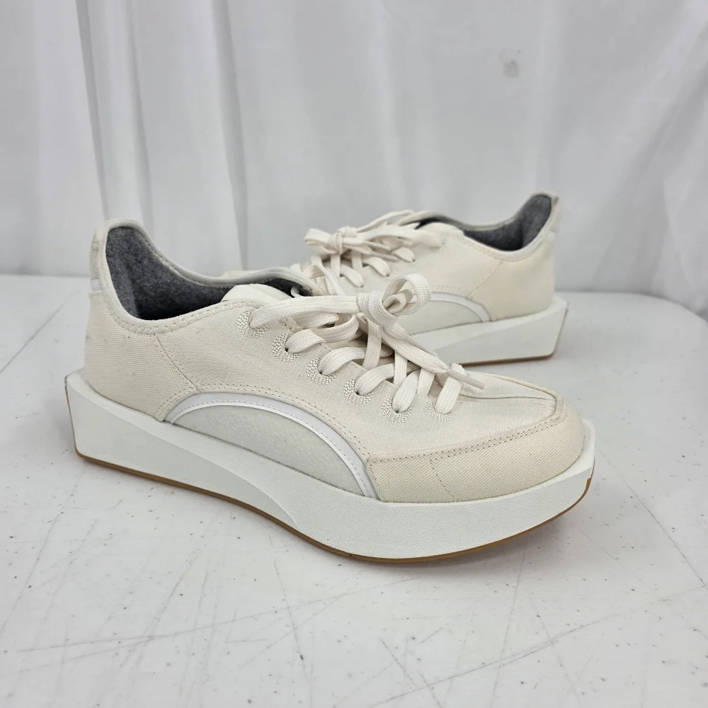 New Allbirds Riser Men's Size 8 Natural White Athletic Running‎ Walking Shoes.